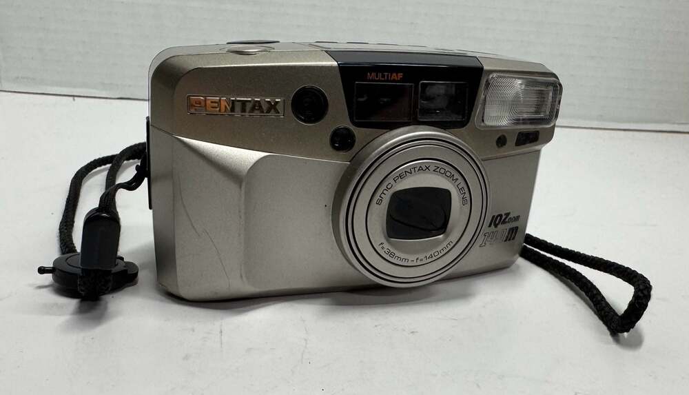 Pentax IQZoom 140M 35mm Camera with SMC Pentax Zoom Lens Read Details